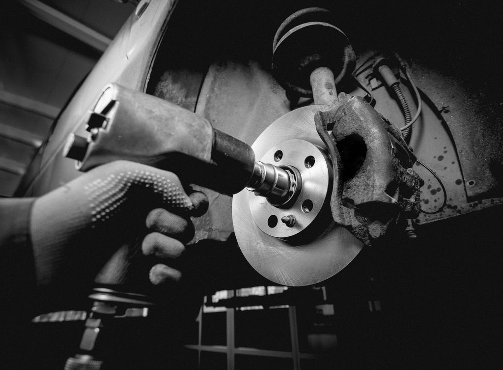 Best Aftermarket Control Arms for Maserati