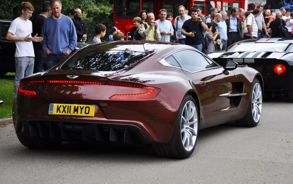 Low cost aftermarket cabin filter for Aston Martin